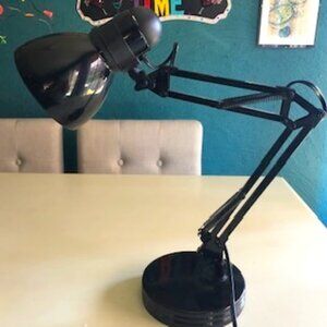 METAL DESK LAMP WITH ADJUSTABLE GOOSENECK TABLE LAMP